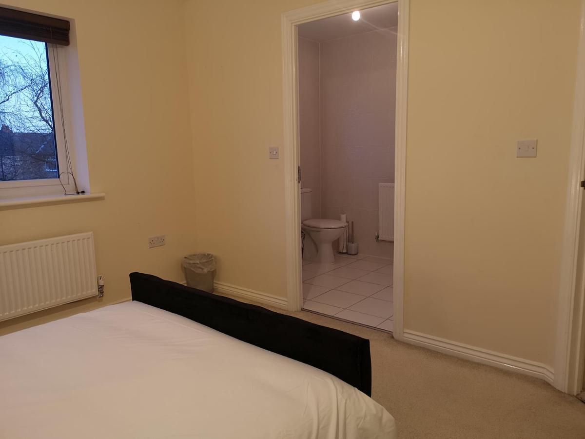 Nightingale Gardens - 4 Bed Detached House - Manchester Daire Dış mekan fotoğraf